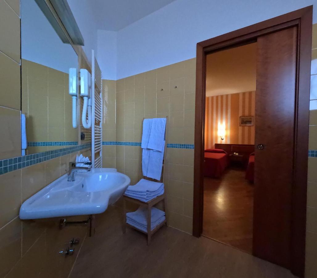 Hotel Air Bag ロディ エクステリア 写真